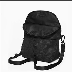 Lululemon All Night Festival Bag 5L